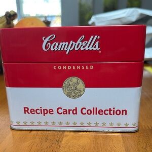 Campbell's Recipe Card Collection Tin with recipe cards included.